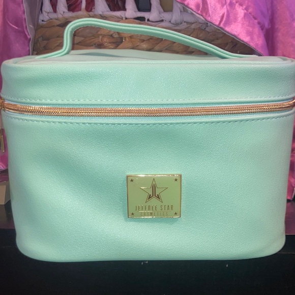 Jeffree Star makeup bag - Picture 1 of 3